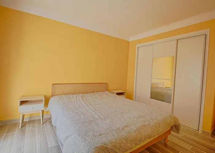 Eugenie Centre-ville